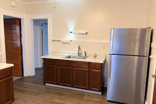 93 Chapel St, East Hartford, CT 06108 - Photo 7