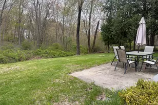 25 Elephant Rock Rd, Woodbury, CT 06798 - Photo 13