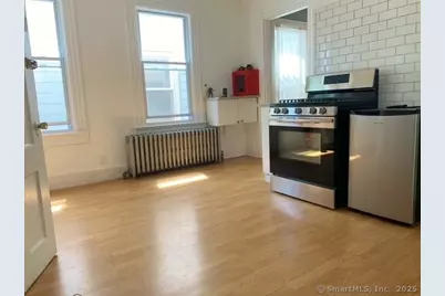 71 Mechanic Street, New Haven, CT 06511 - Photo 5
