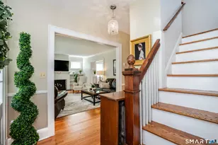 469 Fern St, West Hartford, CT 06107 - Photo 5