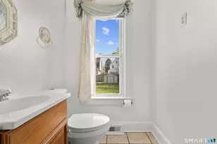 38 Walnut St, West Haven, CT 06516 - Photo 7