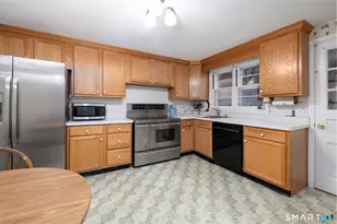 71 Webster St, Farmington, CT 06085 - Photo 3