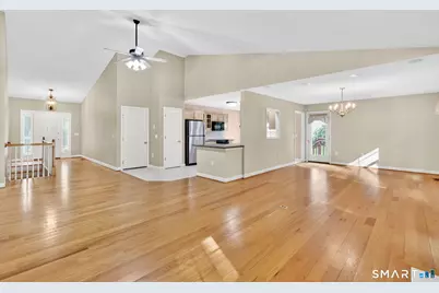 10 Knollwood Circle, Enfield, CT 06082 - Photo 7
