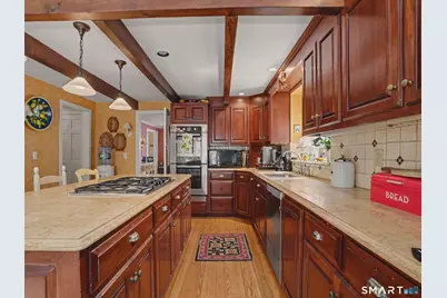 20 Chelsea Street, Fairfield, CT 06824 - Photo 11