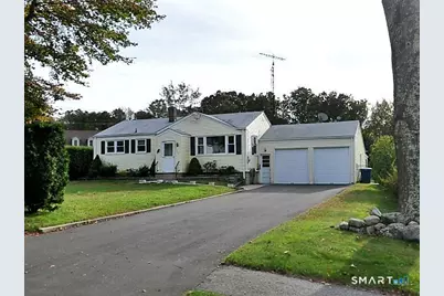 530 Boston Post Road, Waterford, CT 06385 - Photo 1