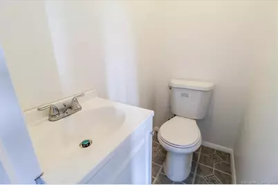14 Poplar Street #B, New Milford, CT 06776 - Photo 15