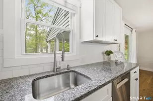 24 Berkshire Dr, Farmington, CT 06032 - Photo 5