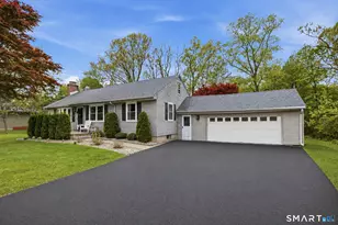 24 Berkshire Dr, Farmington, CT 06032 - Photo 1