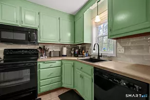 1048 S Main St, Southington, CT 06479 - Photo 5