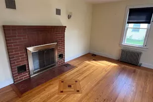 7 Babcock St, Stonington, CT 06379 - Photo 9