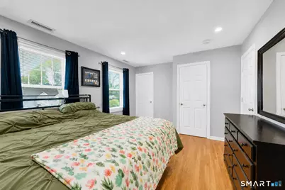 124 Pine Hill Avenue, Stamford, CT 06906 - Photo 11