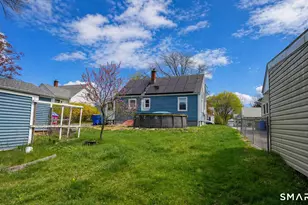 86 Crestwood Ave, Waterbury, CT 06704 - Photo 17