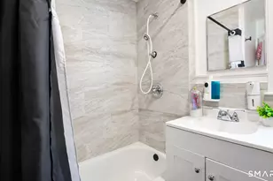 86 Crestwood Ave, Waterbury, CT 06704 - Photo 7