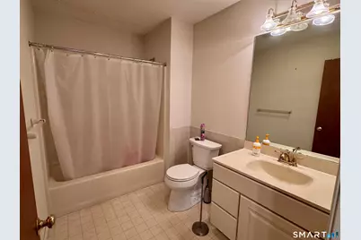 8 Oakridge Drive, Enfield, CT 06082 - Photo 23