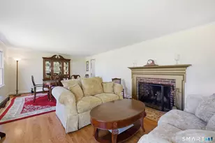 100 Surrey Ln, Glastonbury, CT 06033 - Photo 5