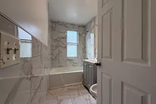 29 Madison St, Waterbury, CT 06706 - Photo 7