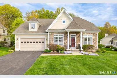 19 Cherry Hills Circle #19, Bloomfield, CT 06002 - Photo 1