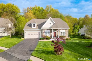19 Cherry Hills Cir, Bloomfield, CT 06002 - Photo 37