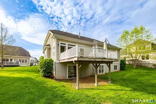 19 Cherry Hills Cir, Bloomfield, CT 06002 - Photo 25