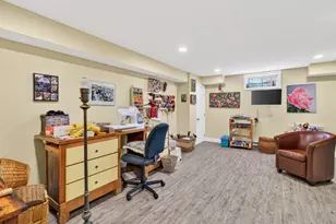 25 Sheffield St, Old Saybrook, CT 06475 - Photo 37
