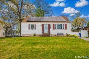 14 Baldwin St, Meriden, CT 06451 - Photo 1