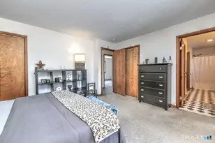 4 Oak St, Derby, CT 06418 - Photo 27