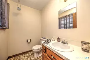 4 Oak St, Derby, CT 06418 - Photo 25