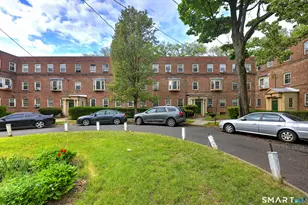 610 Wilmot Ave, Bridgeport, CT 06607 - Photo 29