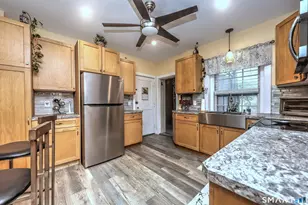 610 Wilmot Ave, Bridgeport, CT 06607 - Photo 3