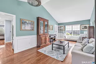 255 Acorn Ln, Milford, CT 06461 - Photo 5