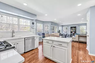 255 Acorn Ln, Milford, CT 06461 - Photo 7