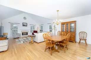 54 Elizabeth Cir, Newtown, CT 06482 - Photo 7