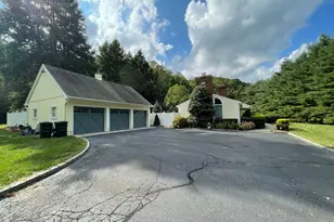 42 Scribner Hill Rd, Wilton, CT 06897 - Photo 3