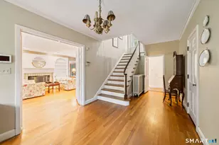 571 Willow St, Waterbury, CT 06710 - Photo 3