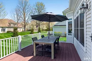 4 Spy Glass Cir, Bloomfield, CT 06002 - Photo 3