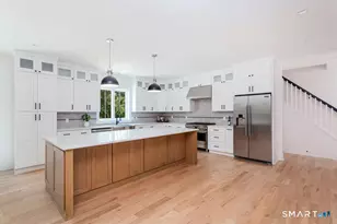 54 Timothy St, Fairfield, CT 06824 - Photo 5