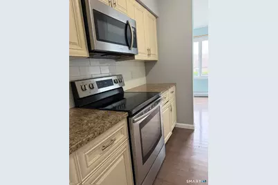 19 Twin Oaks #19, New Milford, CT 06776 - Photo 5