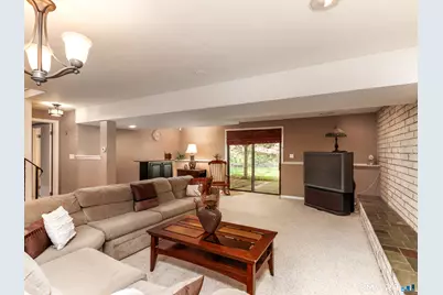 253 Braeside Drive, Hamden, CT 06514 - Photo 19