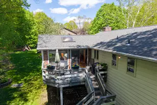 253 Braeside Dr, Hamden, CT 06514 - Photo 27