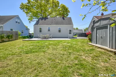 286 Ruth Street, Bridgeport, CT 06606 - Photo 17