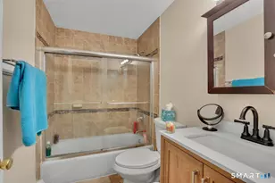 43 Carillon Dr, Rocky Hill, CT 06067 - Photo 11