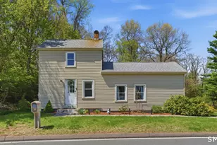 147 Warren Ave, Vernon, CT 06066 - Photo 1