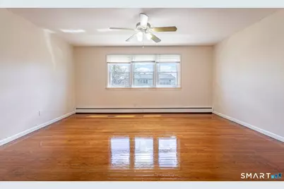 117 Elizabeth Ann Drive, New Haven, CT 06512 - Photo 9