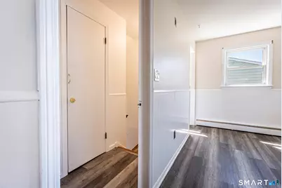 117 Elizabeth Ann Drive, New Haven, CT 06512 - Photo 25
