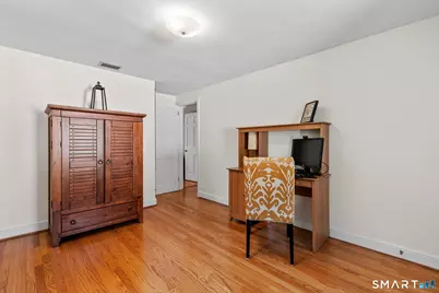 646 Fern Street, West Hartford, CT 06107 - Photo 27
