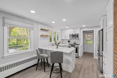 646 Fern Street, West Hartford, CT 06107 - Photo 7