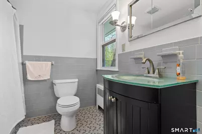 646 Fern Street, West Hartford, CT 06107 - Photo 31