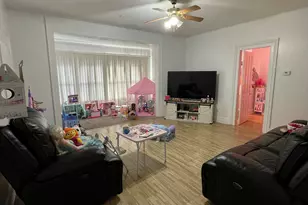 196 Park St, Bridgeport, CT 06608 - Photo 3