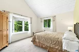 127 Huntingtown Rd, Newtown, CT 06470 - Photo 17