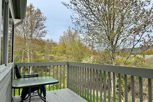 11 Hilltop Dr, Simsbury, CT 06089 - Photo 9